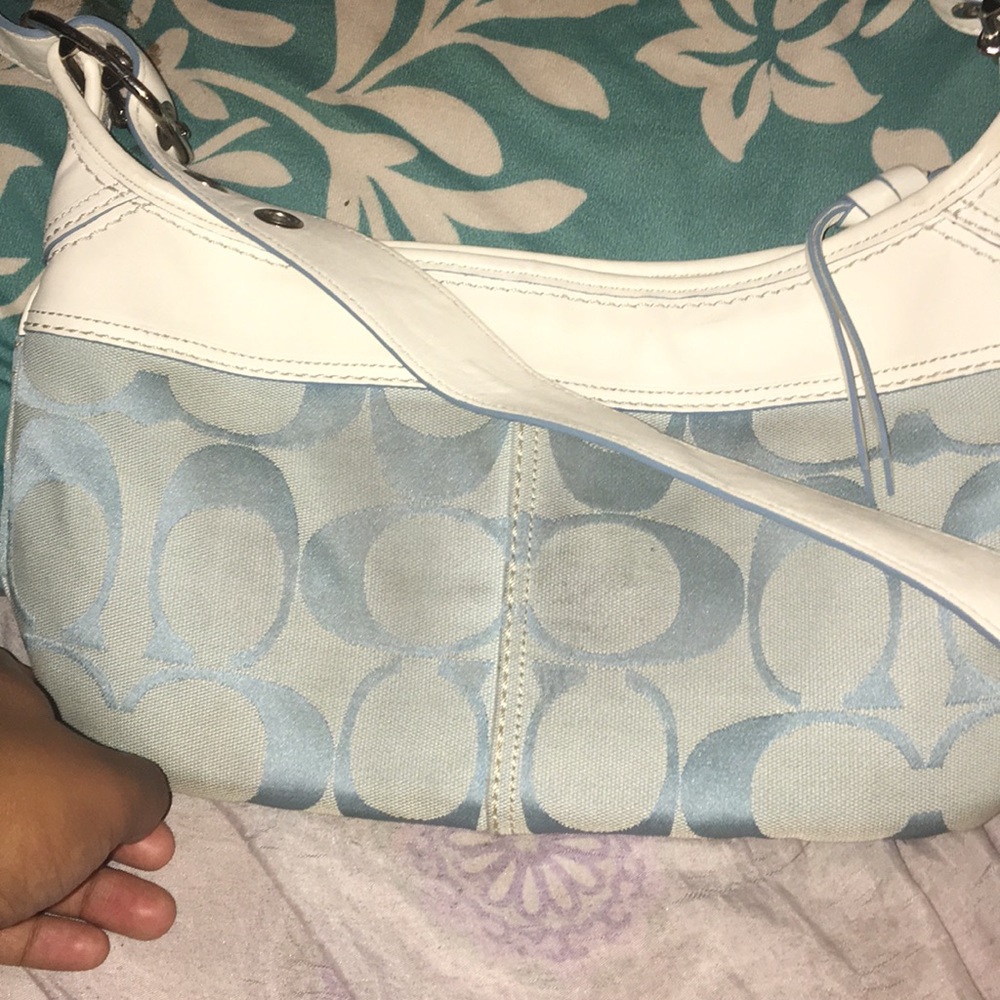 Purse - Picture 2 of 5